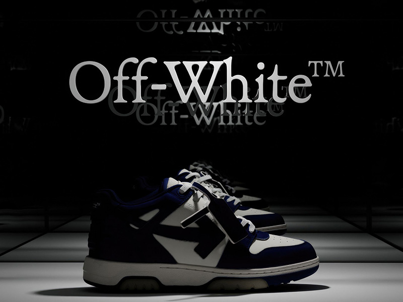 علامة Off White  تكشف الستار عن حذاء سنيكرز out of office بحلة جديدة